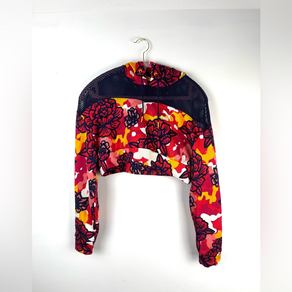 Puma Floral Camo Cropped Hoodie Size Small Mesh Panel